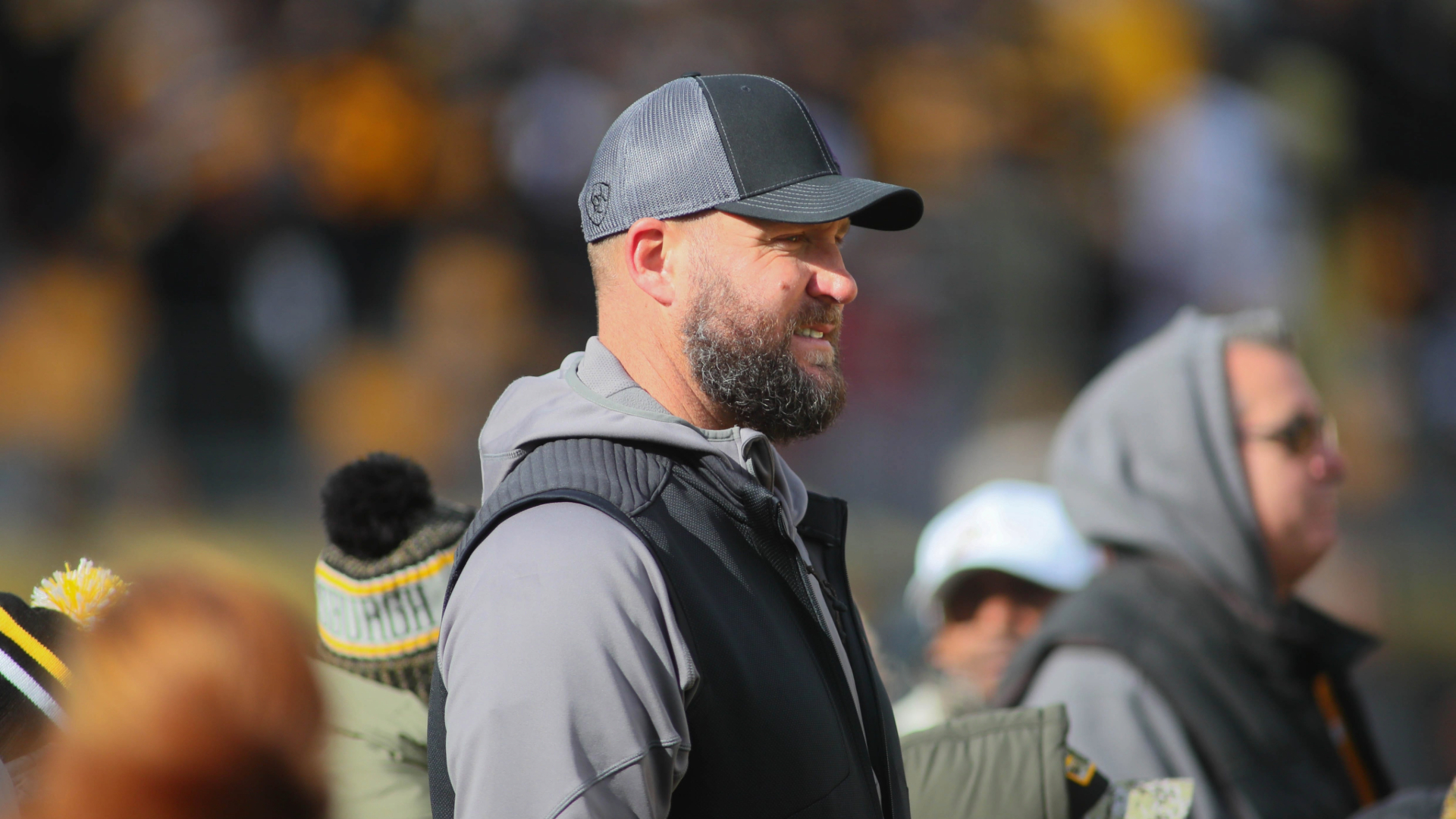 How Ben Roethlisberger Feels Steelers Should Handle QB Situation